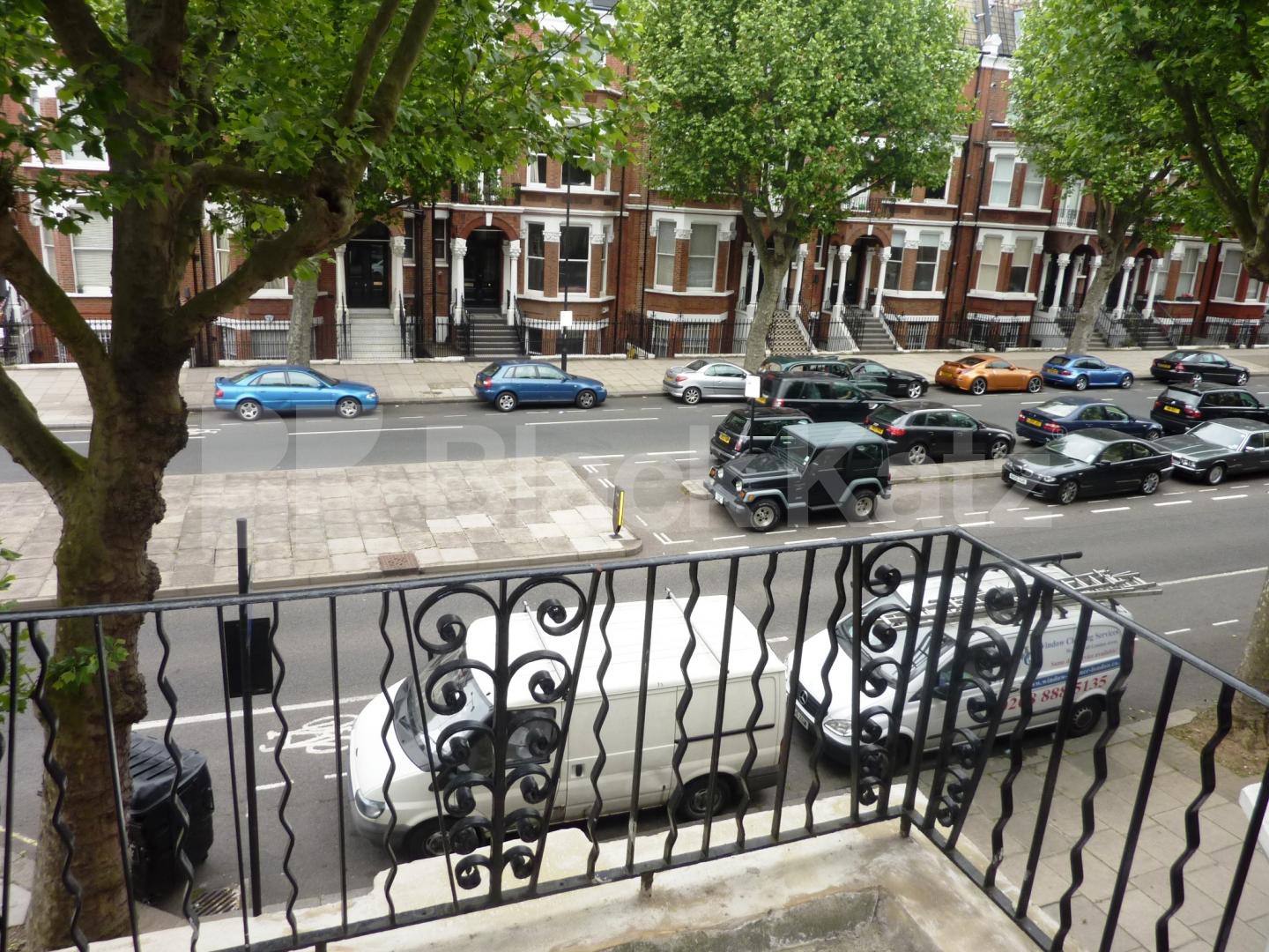 			NEW INSTRUCTION!, Studio Apartment, 1 bath, 1 reception Studio			 Sutherland Avenue, MAIDA VALE